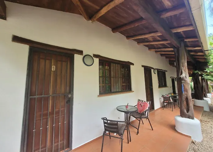 Cabinas Corazon 3* Tamarindo