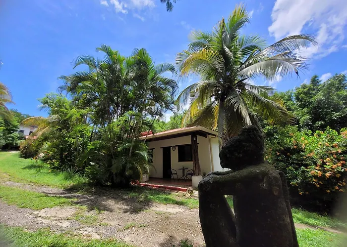 Cabinas Corazon 3* Tamarindo